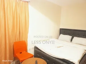 Lessroomss