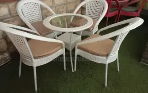 Outdoor/Balcony Chairs $Tables
