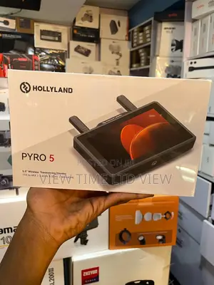 Hollyland Pyro 5 Wireless Transceiver Monitor - 5.5"