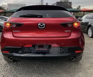 Mazda Axela 2019 Red