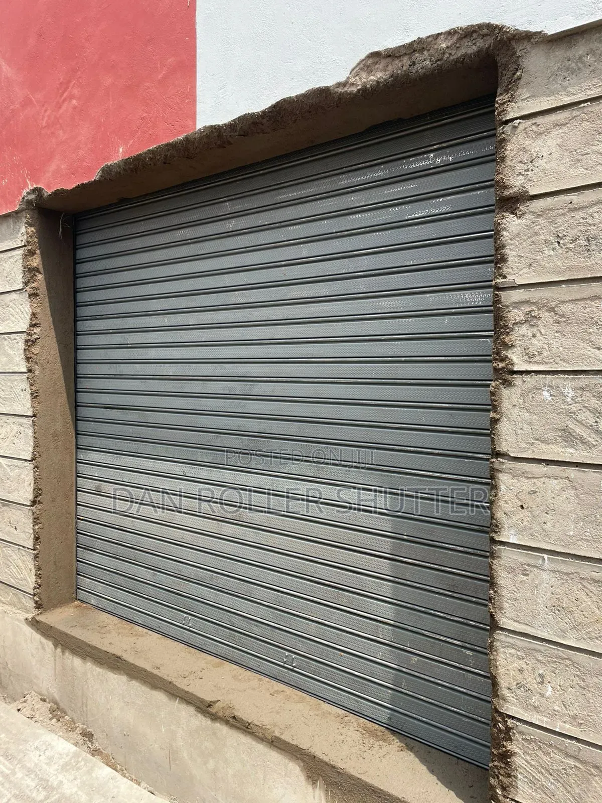 Manual Roller Doors for Industrial Use