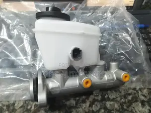 Brake Master Cylinder Toyota Hilux 4 *4