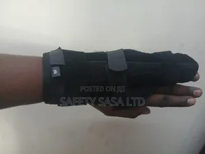 Metacarpal Finger Splint Hand Brace |Finger Splint for Boxer Fractures
