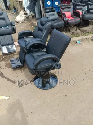 Black Base Rotating Styling Seats