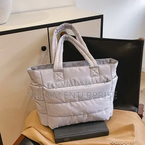New Minimalist Tote Bag*