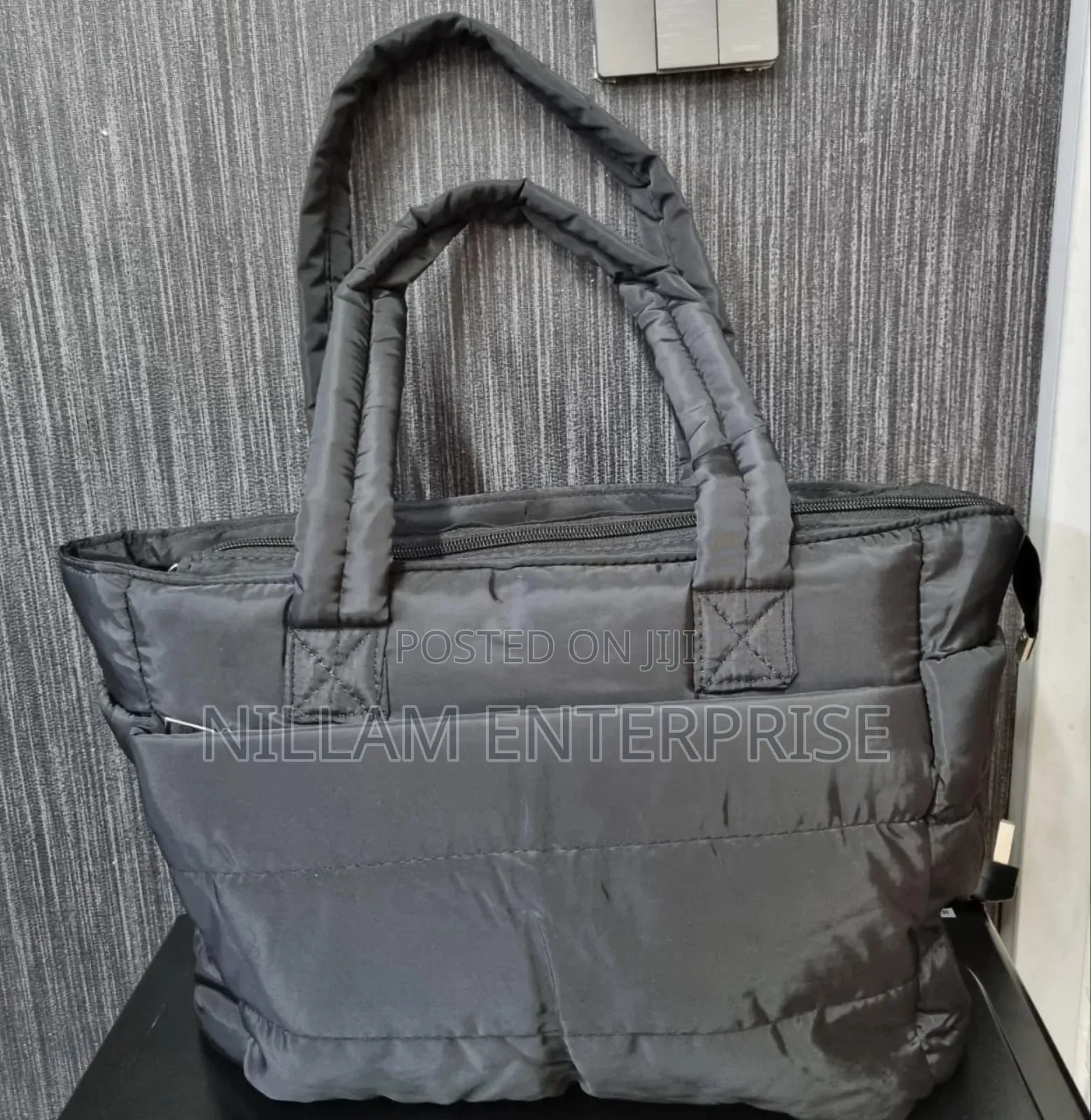 New Minimalist Tote Bag*