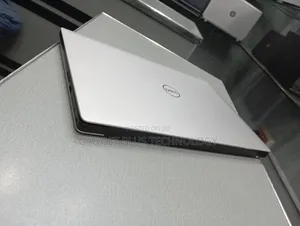 Laptop Dell Precision 5530 16GB Intel Core i7 SSD 512GB