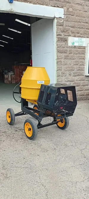 400ltr Concrete Mixture 4wheel
Heavy Duty 315kg Weight 
Nml Brand