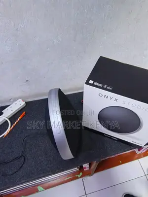 Brand New Onyx Studio 9