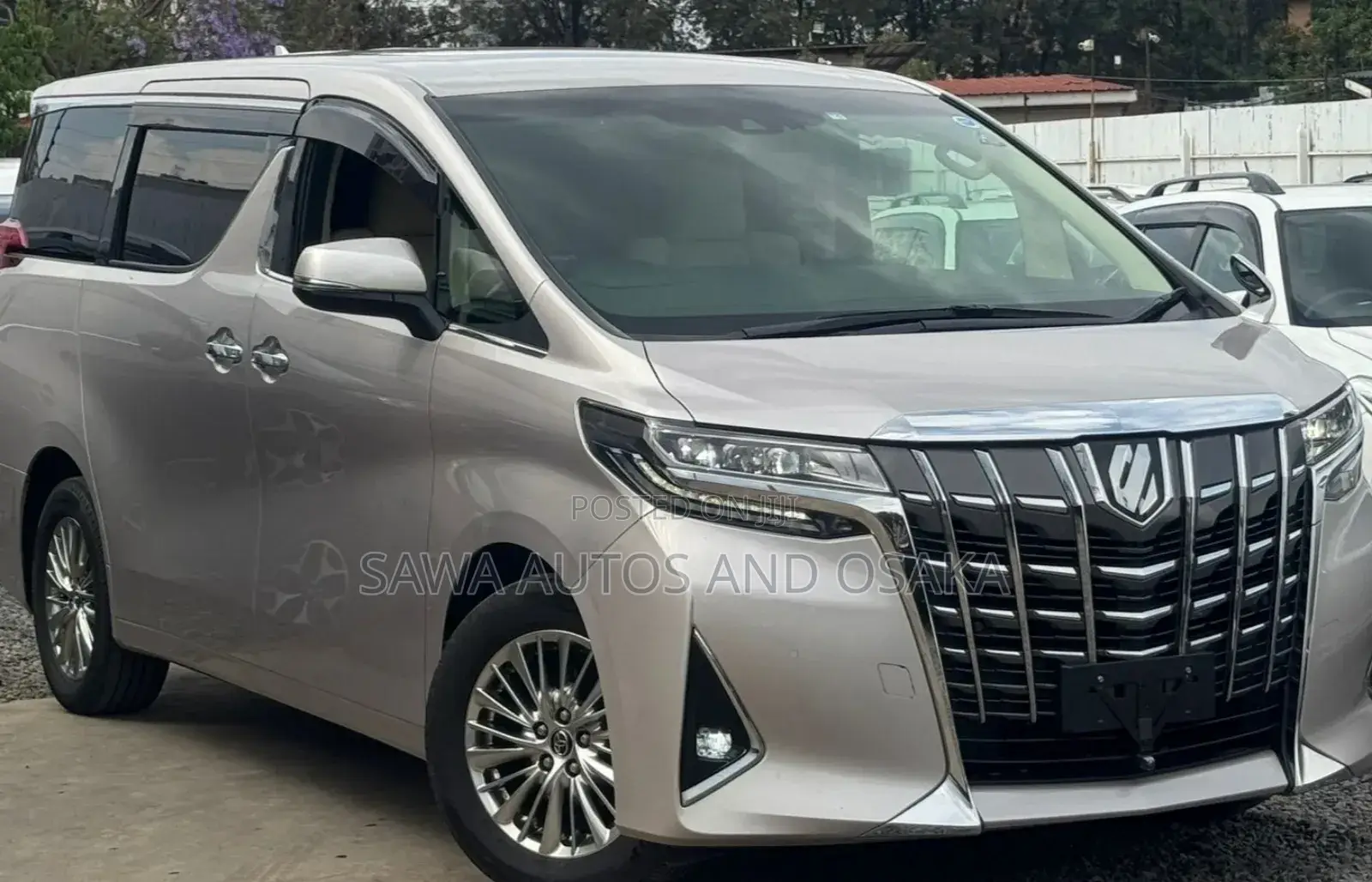 Toyota Alphard 2019 White