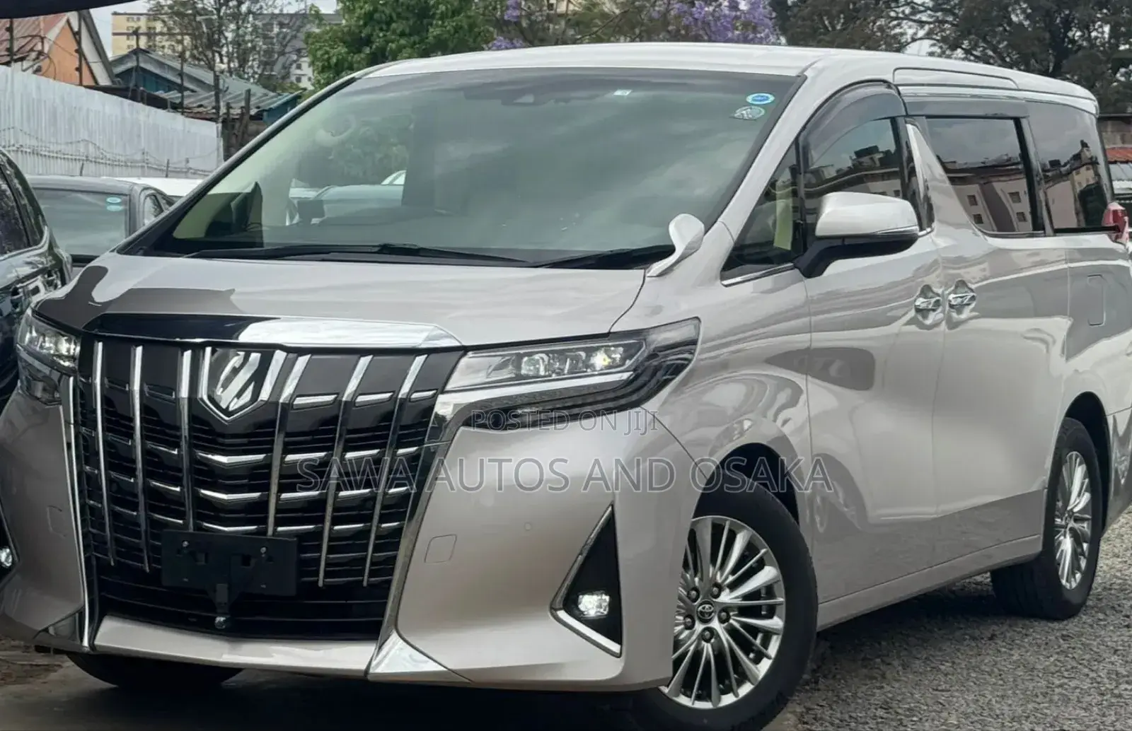 Toyota Alphard 2019 White