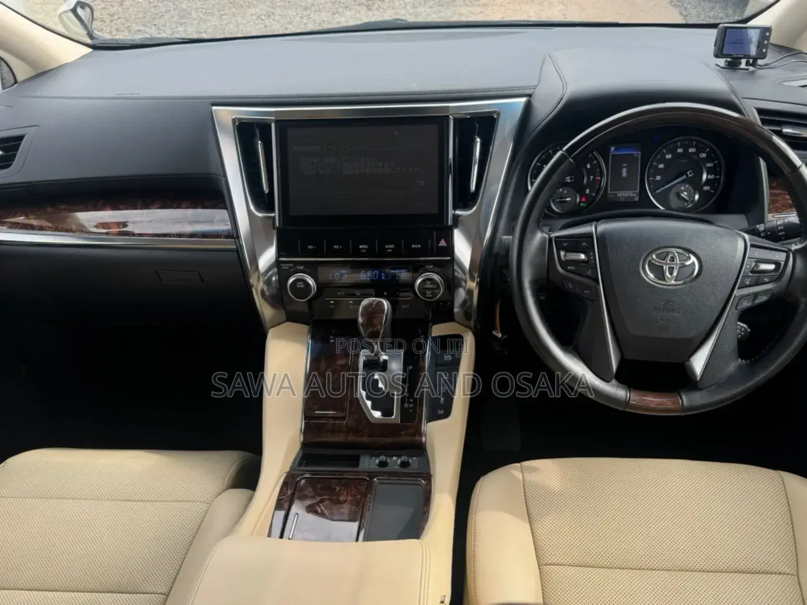 Toyota Alphard 2019 White