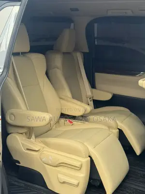 Toyota Alphard 2019 White