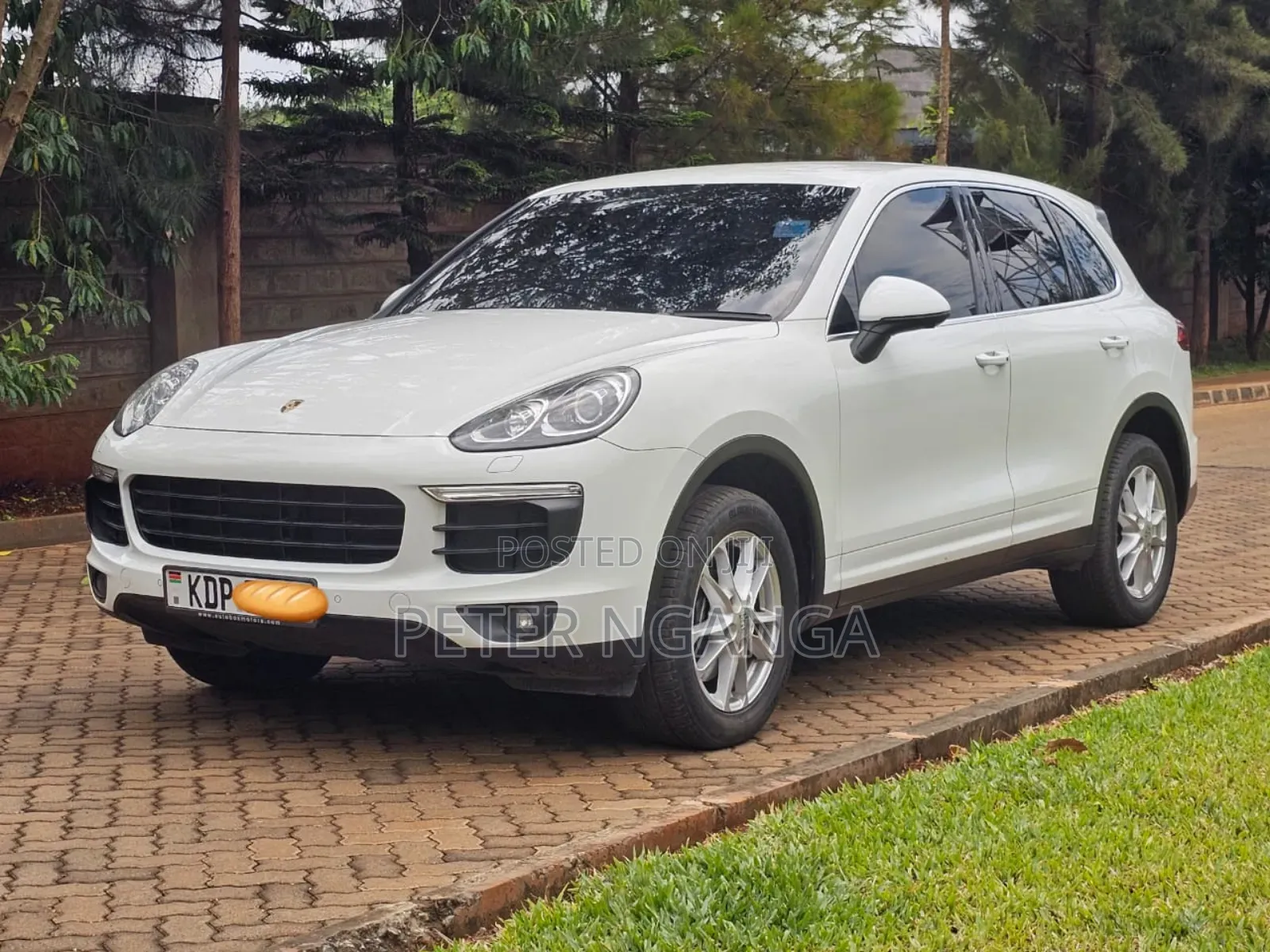 Porsche Cayenne S AWD 2016 White