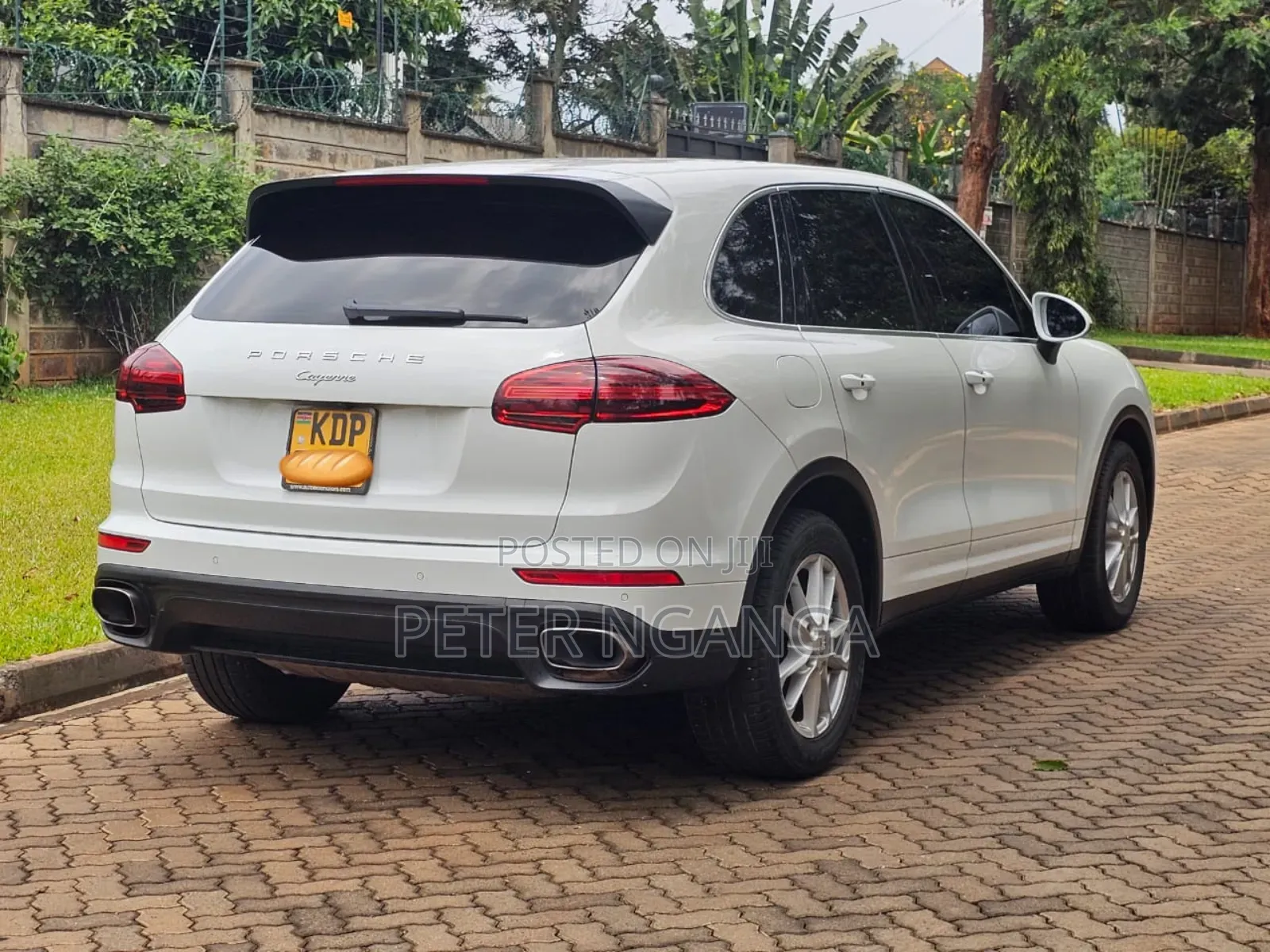 Porsche Cayenne S AWD 2016 White
