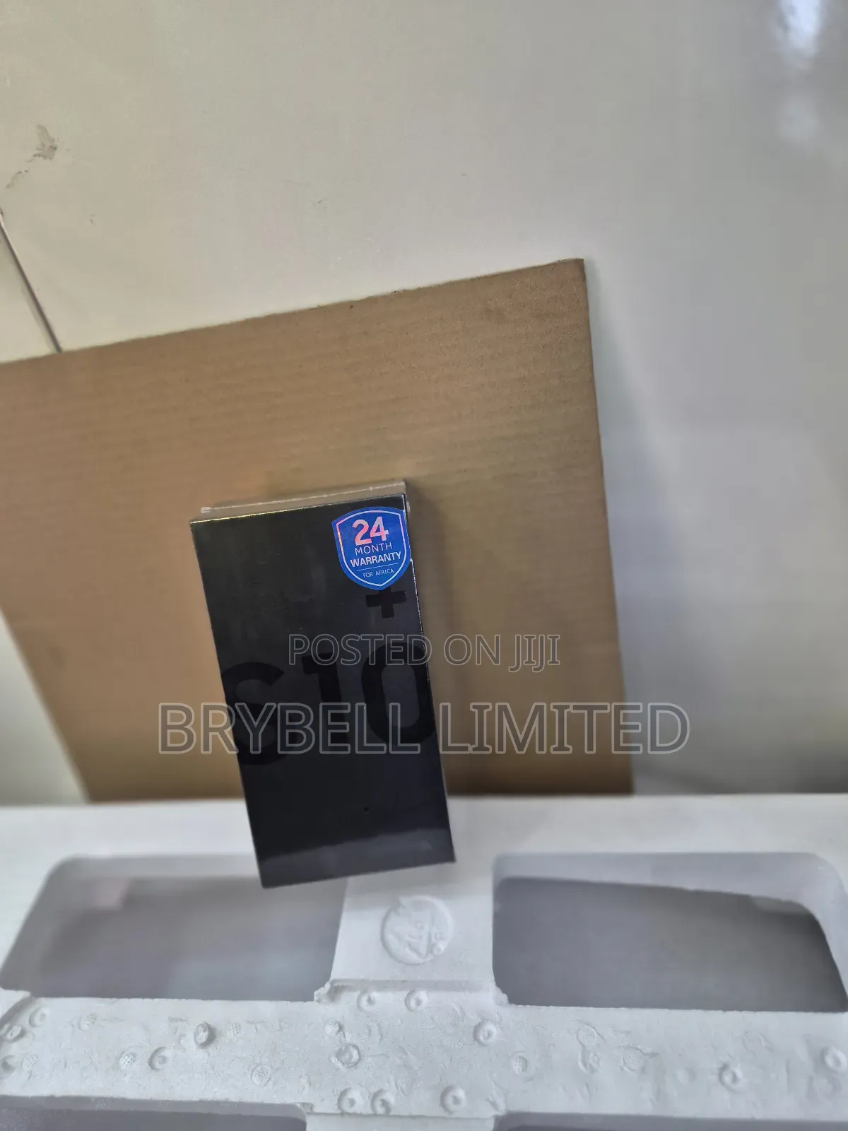 New Samsung Galaxy S10 128 GB Green
