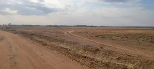 Kinanie: 10 Acres for Sale