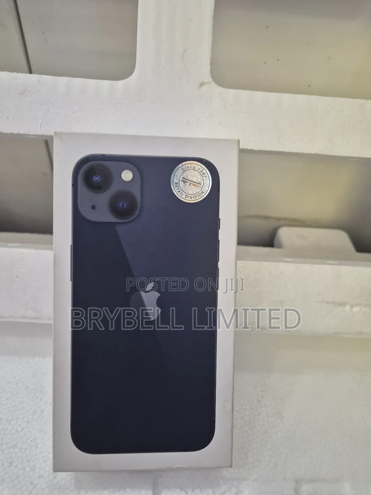 New Apple iPhone 13 128 GB Black