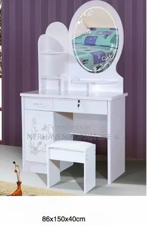 Modern Dressing Table With Mirror – Stylish & Functional