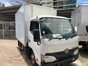 Toyota Dyna Freezer Body