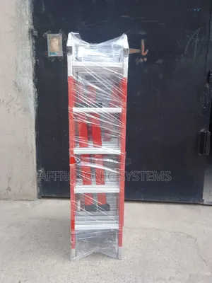 20ft - 6m Fiberglass Multipurpose Ladder