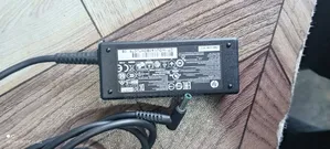 Original Hp Blue Pin Adapter Charger Available on Offer