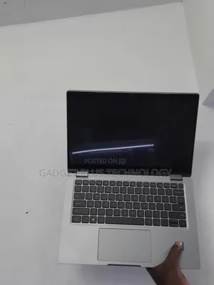 Laptop Dell Latitude 5320 16GB Intel Core I5 SSD 512GB