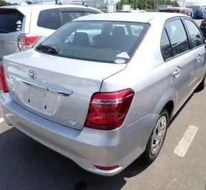 Toyota Axio 2018 Silver