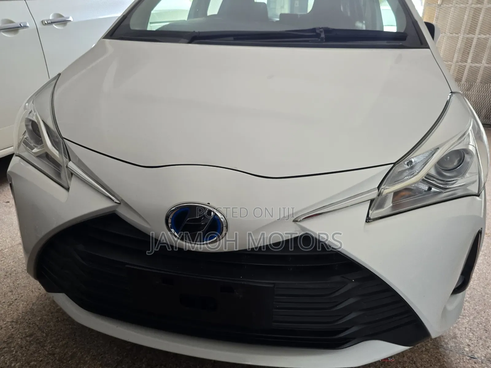 Toyota Vitz 2019 White