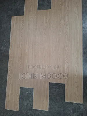 Quality Spc Flooring -5mm ,100 % Waterproof