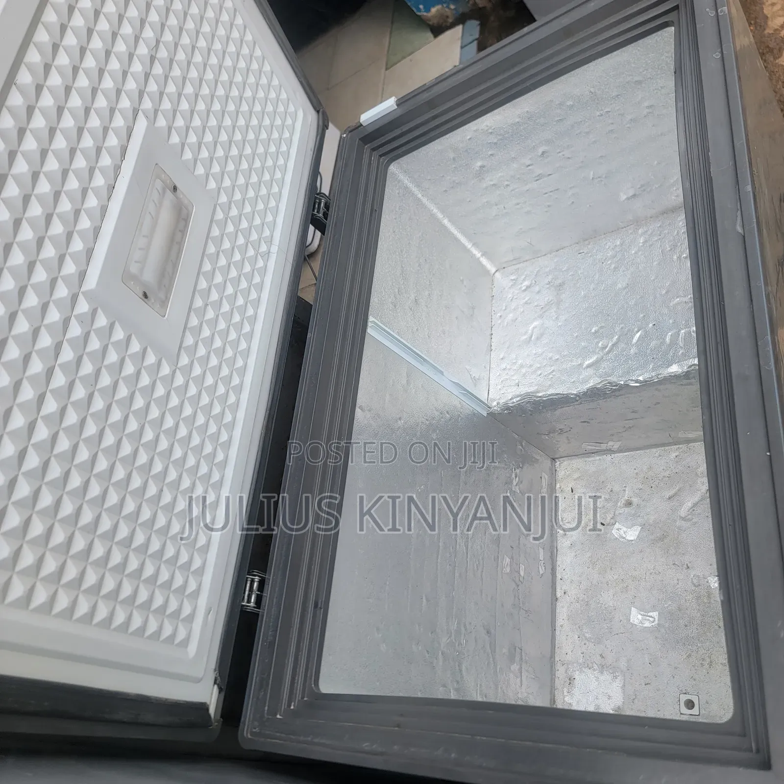 Von Hotpoint 270l Freezer