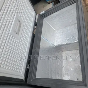 Von Hotpoint 270l Freezer