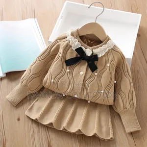 2pcs Girls Beige Long Sleeve Knitting Skirt Set