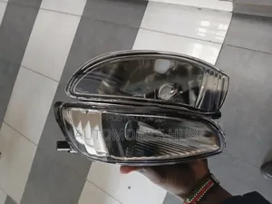 Front Bumper Reflectors for Toyota Harrier 240 – Oem Fit