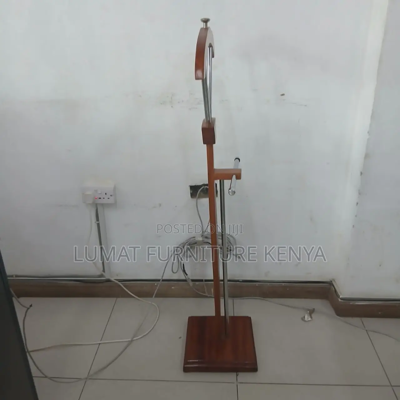 Modern Coat Hanger