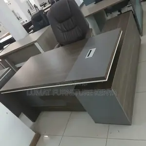 1.6m Modern Office Desk