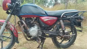 Bajaj Boxer 150 UG 2017 Red