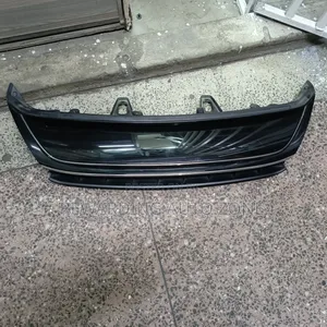 Harrier 2018 Grille