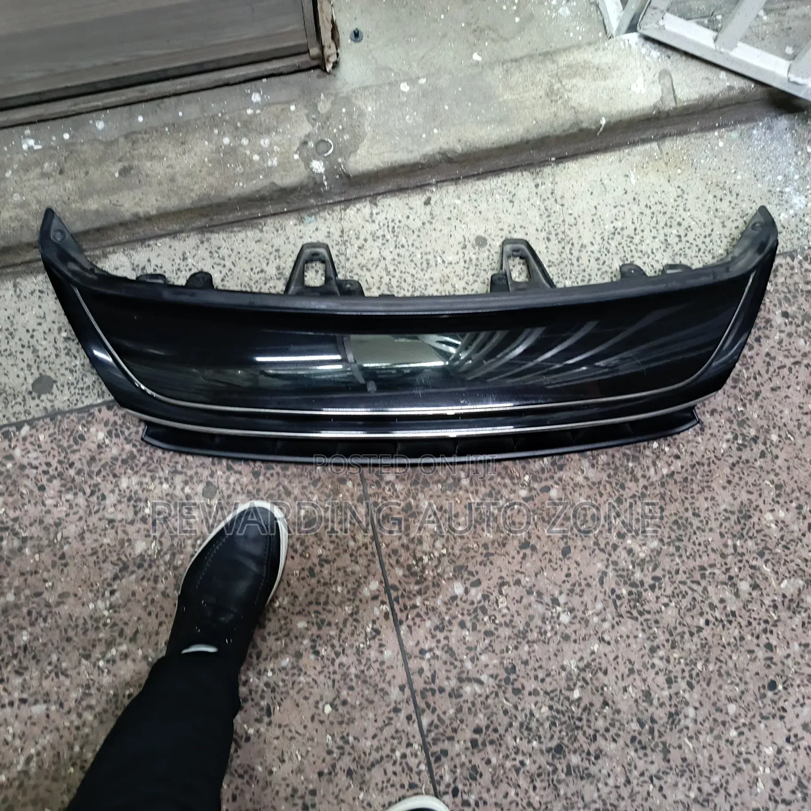 Harrier 2018 Grille