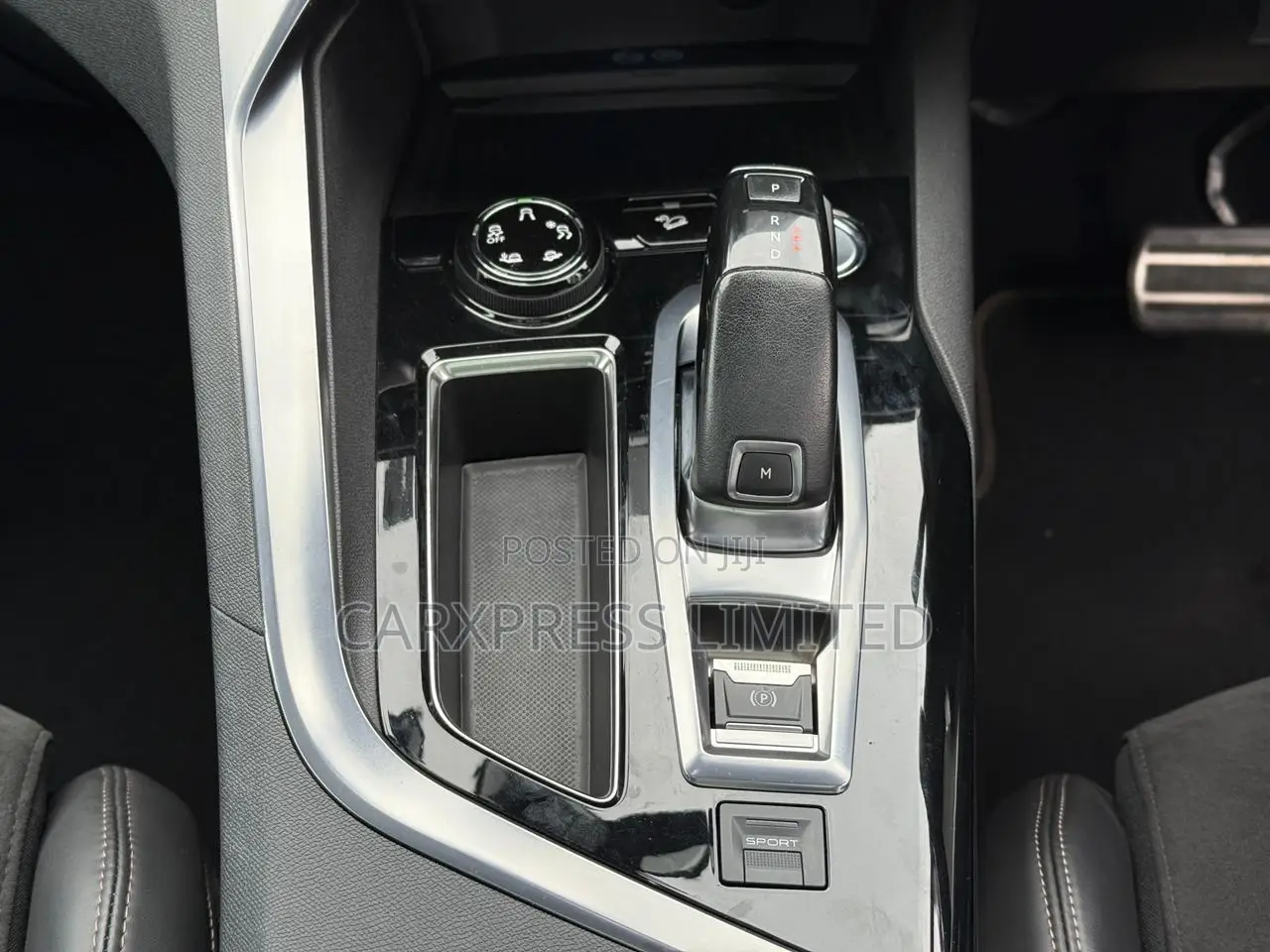 Peugeot 3008 2018 Red