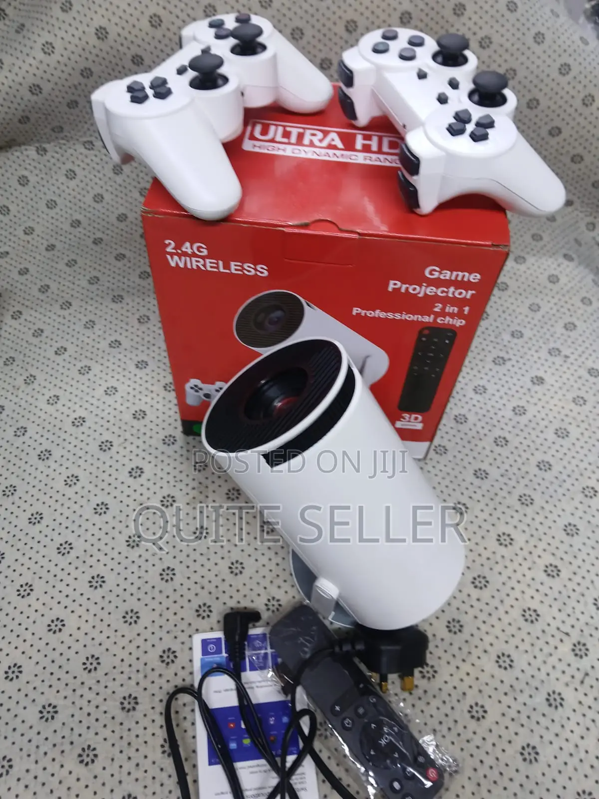 Hy300 Android Projector 2+16gb Android +Video Gaming