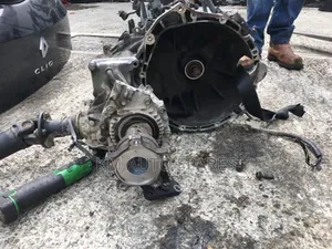 Nissan Qr25 Manual Gearbox for Xtrail, Teana, Serena, Dualis