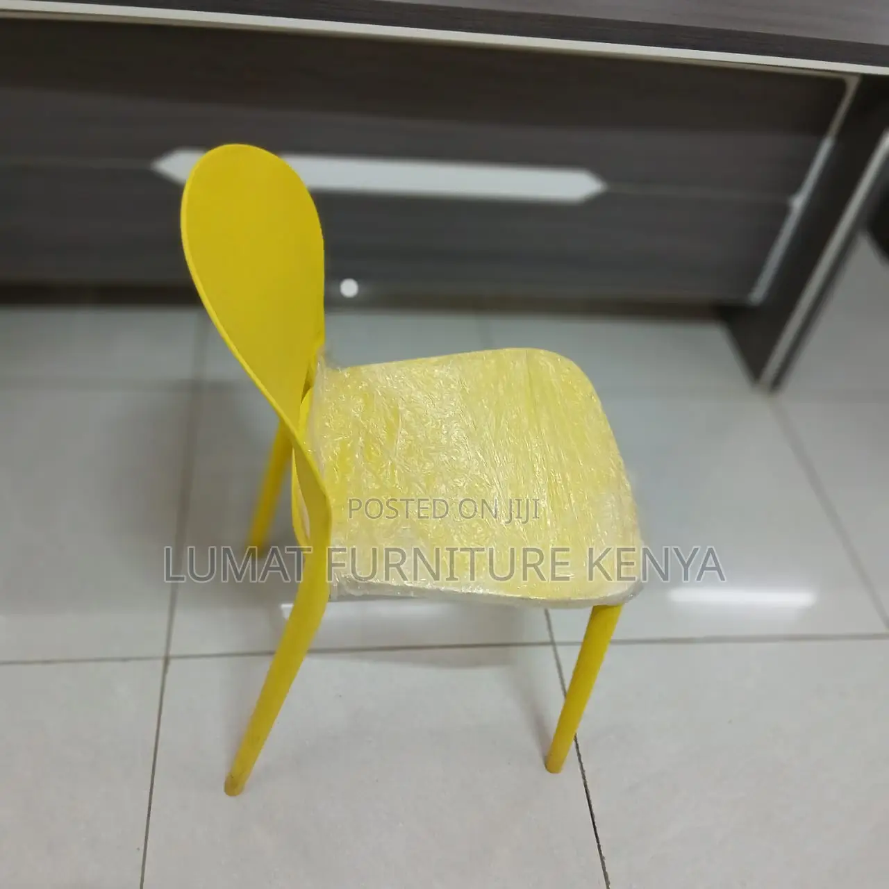 Heavy Duty Plastic Visitors Seat