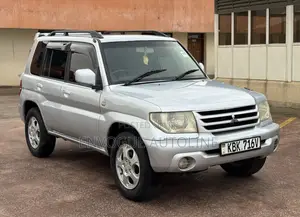 Mitsubishi Pajero IO 2003 White