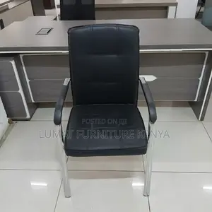 Modern Leather Conference Seat