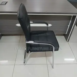 Modern Leather Conference Seat