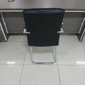 Modern Leather Conference Seat