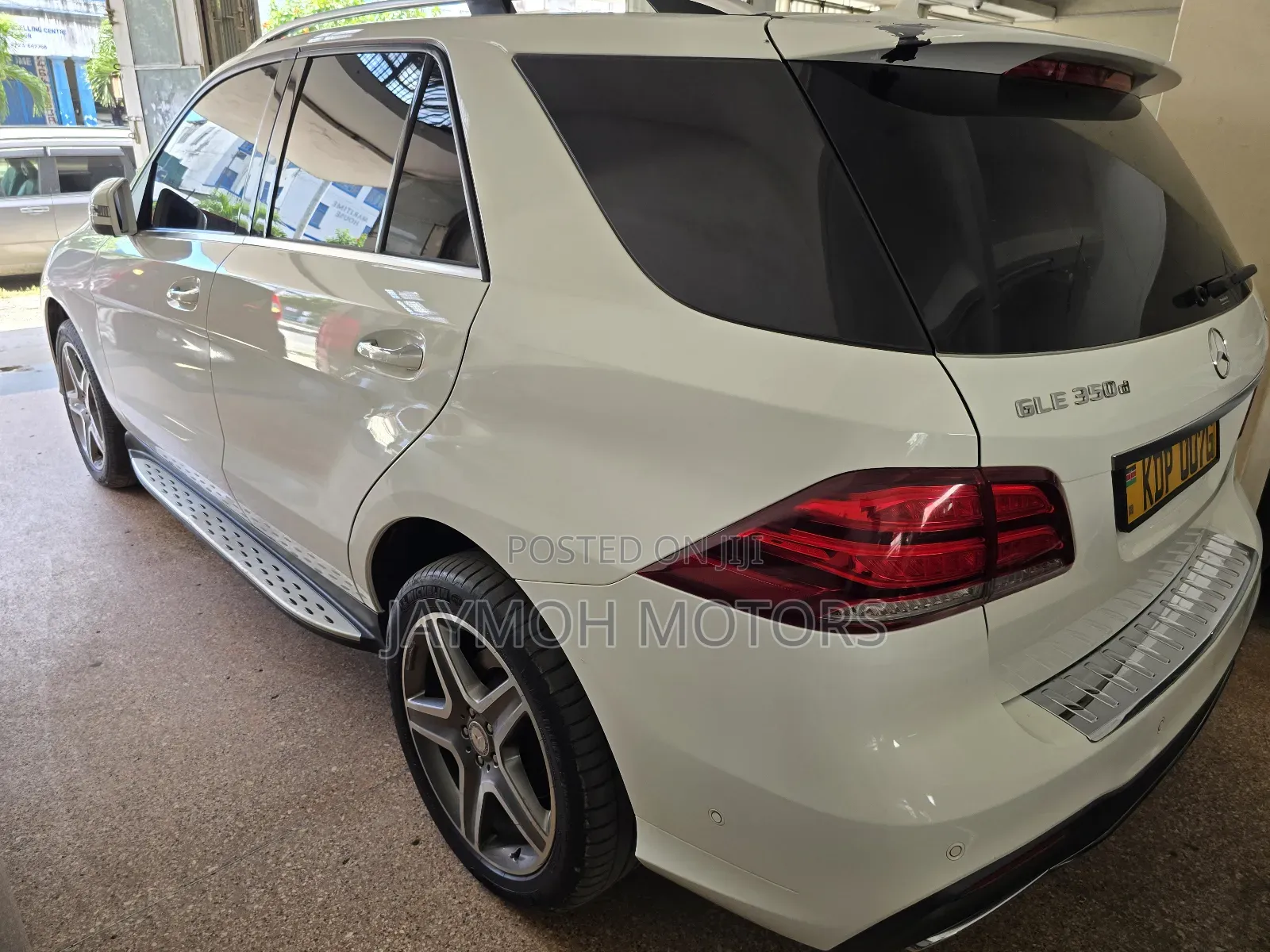 Mercedes-Benz GLE-Class 2017 White