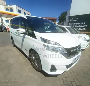 Nissan Serena 2018 White