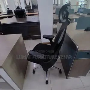 Adjustable Ergonomic Seat